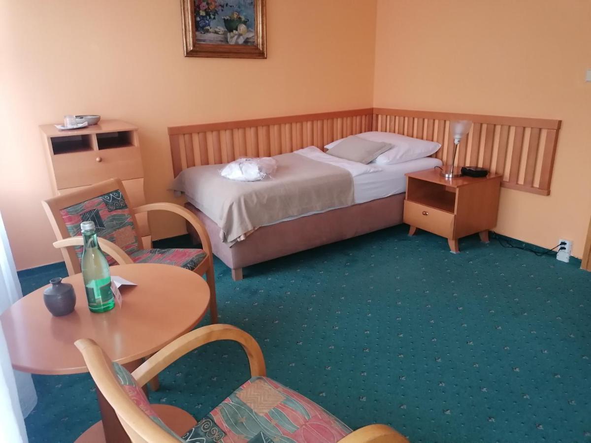 Monti Spa Františkovy Lázně Kültér fotó